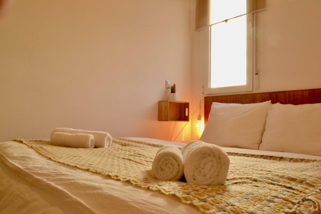 Hola Valencia - Holiday Apartments Eksteriør billede